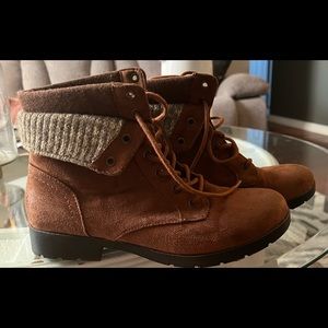 Arizona Yetta Womens Ankle Boot Brown Foldable Collar Round Toe